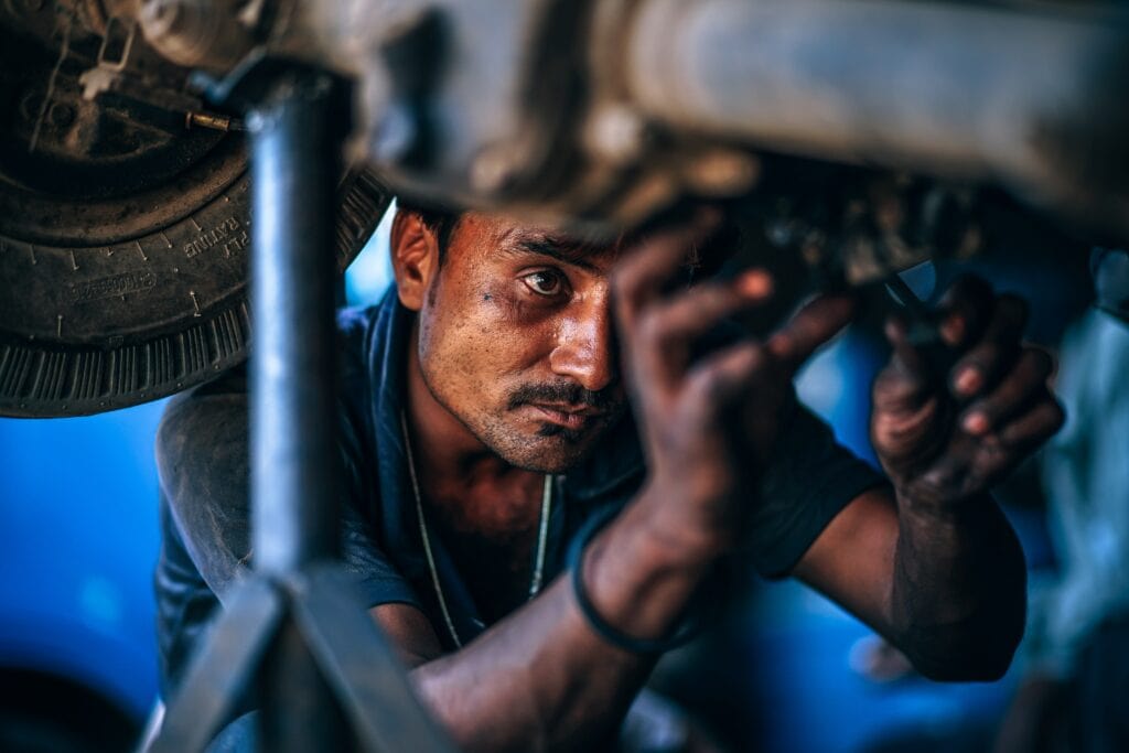 Shop Local: Dealership vs. Local Mechanic