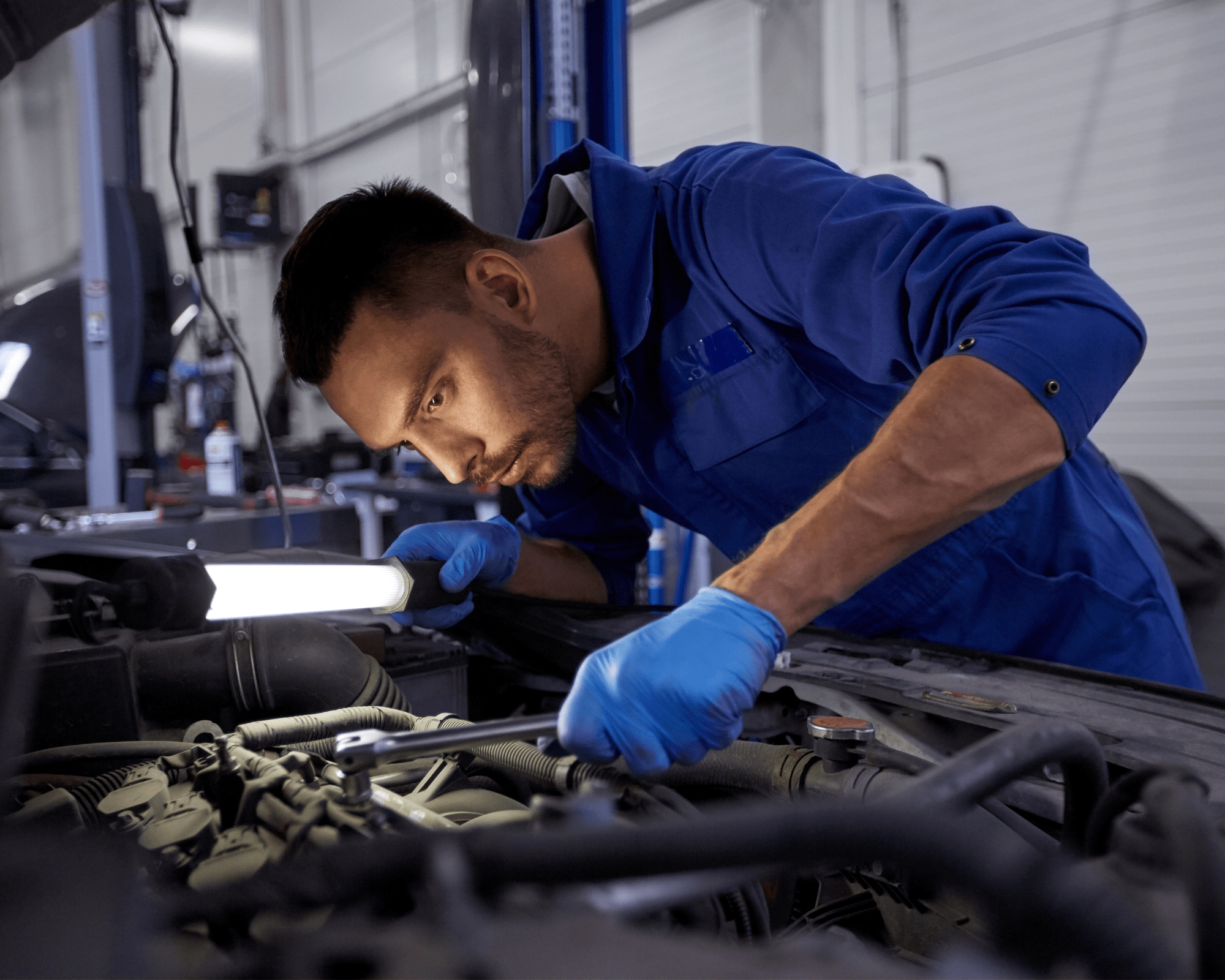 What Are the Signs of a Failing Diesel Fuel Injector?